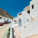 Aggeliki's House Tatil Evi *