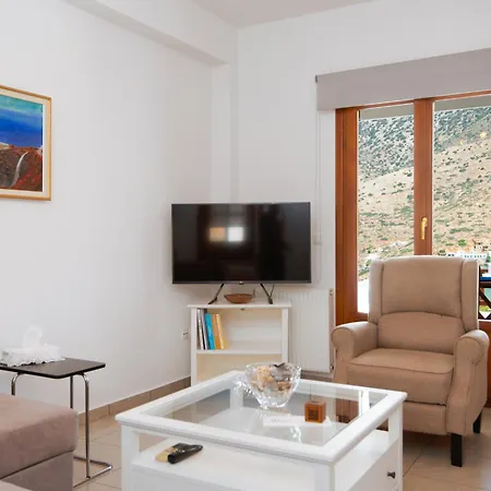 Aggeliki's House Semesterbostad